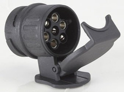 ADAPTER - przejściówka z gniazda 13 pinów na 7 pinów wtyczka