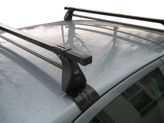 Bagażnik dachowy CRUZ z poprzeczką napinającą